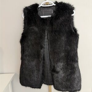Karl Lagerfeld Vest - Faux Fur